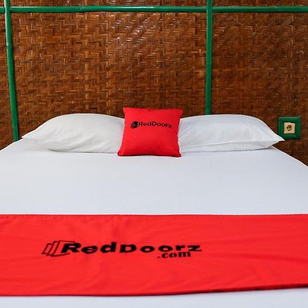 RedDoorz Plus near Jalan Baru Bogor Zewnętrze zdjęcie