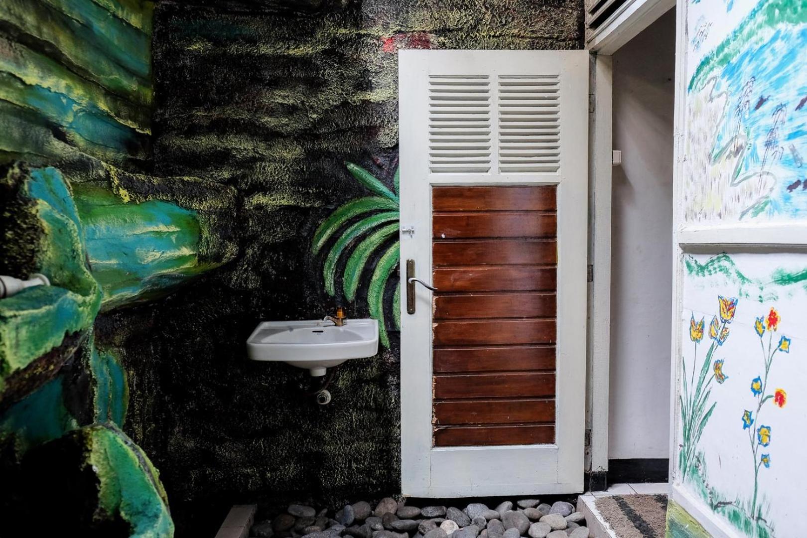 RedDoorz Plus near Jalan Baru Bogor Zewnętrze zdjęcie