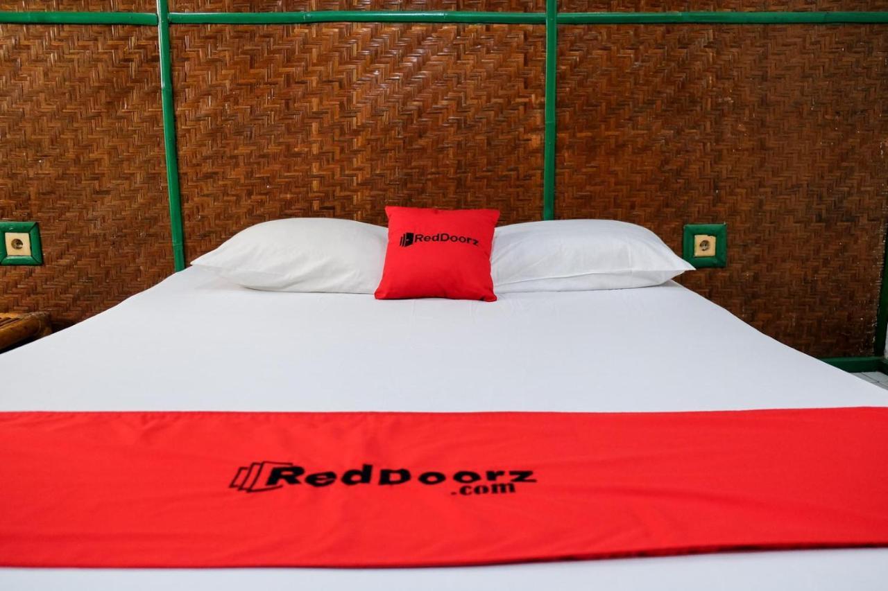 RedDoorz Plus near Jalan Baru Bogor Zewnętrze zdjęcie